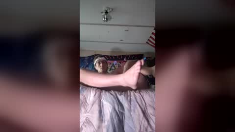 jonnyhollyw00d online show from July 2026 10:50:01 AM