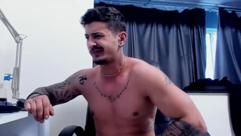 jonnyporn1 online show from January 2025 07:32:01 AM