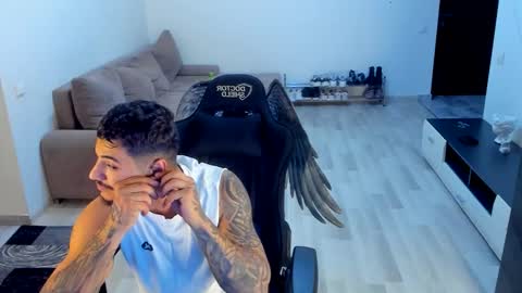 jonnyporn1 online show from October 2025 04:23:02 AM