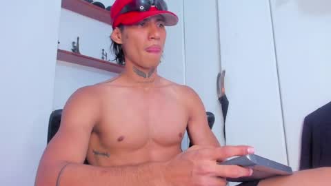 Snapshot of jonryder_ chatting on April 2026 02:14:01 AM Ryder Jon online show from April 2026 02:14:01 AM