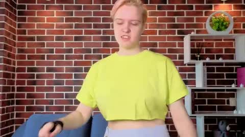 Ellie online show from May 2026 08:21:02 AM