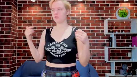 Ellie online show from May 2026 08:21:02 AM