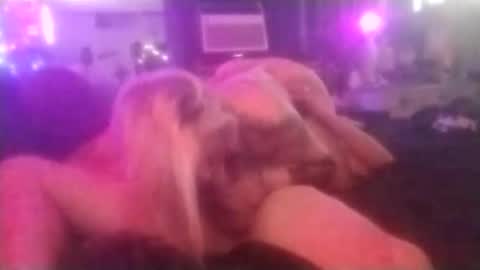 Joey  Amy online show from October 2025 04:09:02 PM