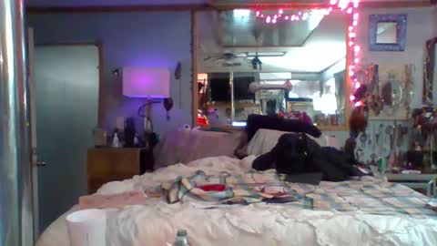 Joey  Amy online show from February 2026 10:55:02 AM