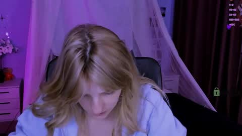 jose_fairy online show from April 2026 07:49:01 PM