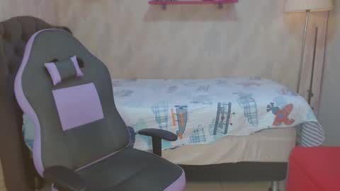 Snapshot of jose_sexycumm chatting on February 2025 08:14:02 PM jose_sexycumm online show from February 2025 08:14:02 PM