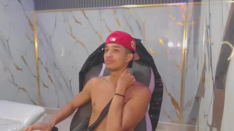 Snapshot of jose_sexycumm chatting on September 2025 07:04:02 PM jose_sexycumm online show from September 2025 07:04:02 PM