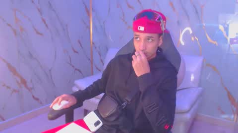 Snapshot of jose_sexycumm chatting on October 2025 07:33:01 PM jose_sexycumm online show from October 2025 07:33:01 PM