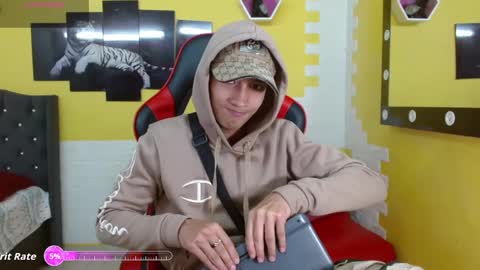 Snapshot of jose_sexycumm chatting on October 2025 05:02:02 PM jose_sexycumm online show from October 2025 05:02:02 PM