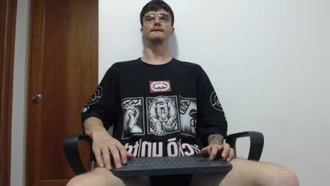 Snapshot of joseh0se chatting on May 2026 02:06:02 AM alejandro online show from May 2026 02:06:02 AM
