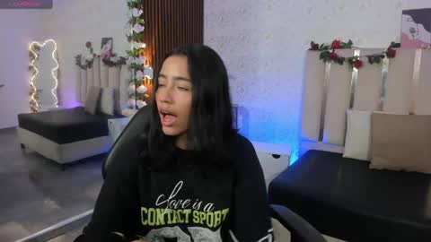 Joselyn  online show from April 2026 07:38:02 PM