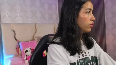 Joselyn  online show from May 2026 12:21:01 PM