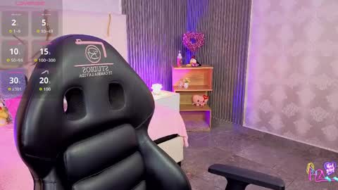Joselyn  online show from May 2026 03:39:02 PM