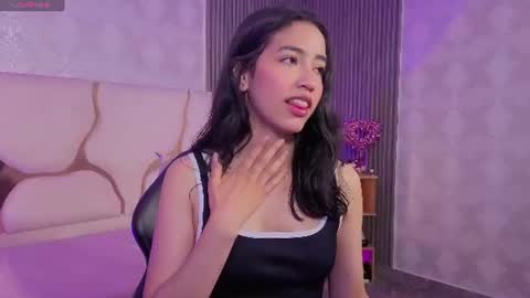 Joselyn  online show from July 2026 12:33:02 PM