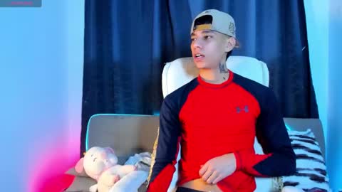 Josep online show from December 2024 11:37:02 PM