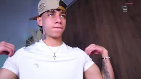 Josep online show from November 2025 08:53:02 PM