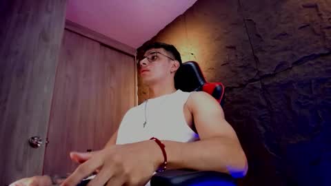 JOSEPH  online show from October 2025 11:43:02 AM