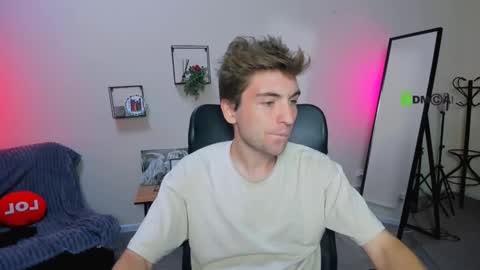 Snapshot of joseph_bear_ chatting on September 2025 07:16:01 PM joseph_bear_ online show from September 2025 07:16:01 PM