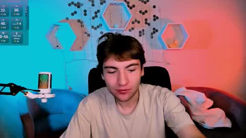 joseph_bear_ online show from November 2025 07:52:02 PM