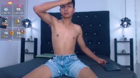 Snapshot of joseph_gonzalez chatting on December 2025 07:44:01 PM Joseph Gonzalez online show from December 2025 07:44:01 PM