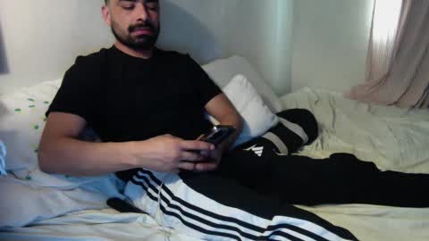 Snapshot of josephs1990 chatting on January 2025 11:02:02 PM josephs1990 online show from January 2025 11:02:02 PM