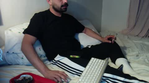 Snapshot of josephs1990 chatting on January 2025 02:14:02 AM josephs1990 online show from January 2025 02:14:02 AM