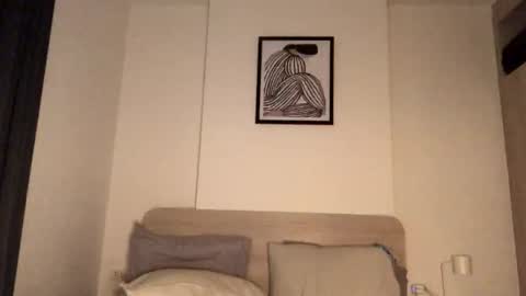 josh_xo online show from September 2025 06:07:01 PM