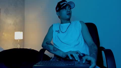 Snapshot of joshbeech chatting on February 2026 01:04:01 PM JoshBeech online show from February 2026 01:04:01 PM