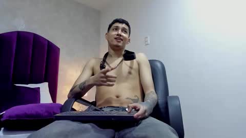 Snapshot of joshbeech chatting on February 2026 01:40:01 PM JoshBeech online show from February 2026 01:40:01 PM