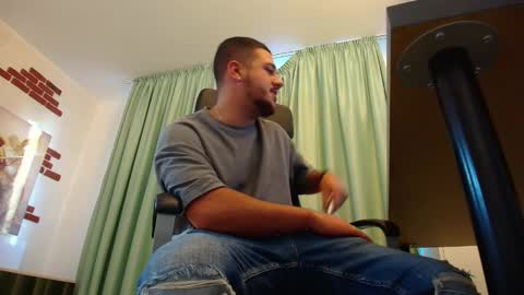 JoshKnight online show from September 2025 04:57:01 AM