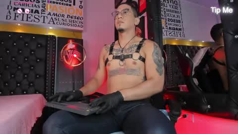 Snapshot of joshmiller___ chatting on May 2026 06:48:01 PM joshmiller___ online show from May 2026 06:48:01 PM