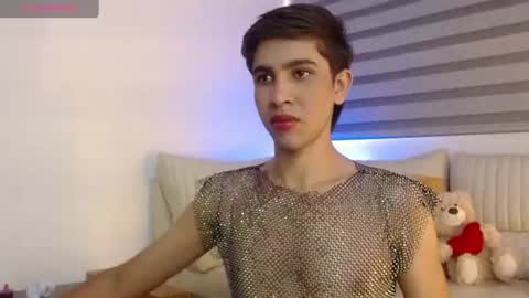 joshua_saenz_ online show from July 2026 08:13:01 PM