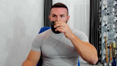 joshuamuscle69 online show from November 2025 11:01:02 AM