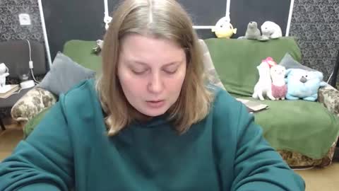 josiesun771 online show from November 2025 01:55:02 PM