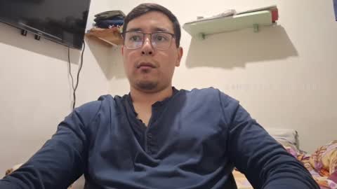 Snapshot of josq121 chatting on March 2025 08:11:01 AM josq121 online show from March 2025 08:11:01 AM