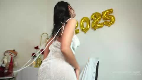 Snapshot of joss_caprice chatting on December 2024 03:53:02 PM Joss online show from December 2024 03:53:02 PM