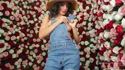 Snapshot of joss_caprice chatting on January 2025 01:38:01 PM Joss online show from January 2025 01:38:01 PM