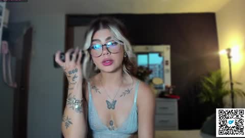 Snapshot of jossephine_ chatting on January 2025 11:10:02 PM josephine independent model online show from January 2025 11:10:02 PM