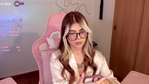 Snapshot of jossephine_ chatting on February 2025 02:42:01 AM josephine independent model online show from February 2025 02:42:01 AM