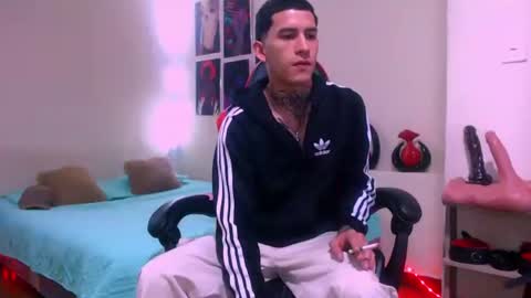 josue_linares online show from March 2026 01:20:01 AM
