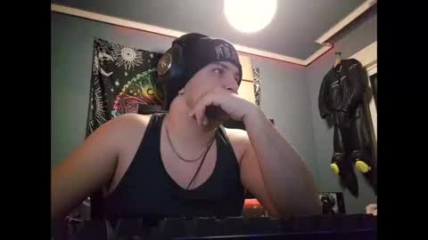 Yazzu online show from November 2025 08:30:01 PM