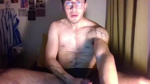 Snapshot of jotarojas1 chatting on January 2025 05:05:02 AM jotarojas1 online show from January 2025 05:05:02 AM