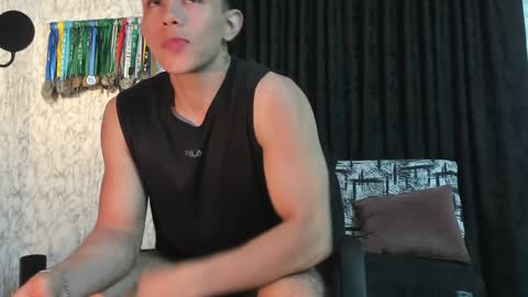 Im Jouliano online show from February 2025 01:38:01 AM