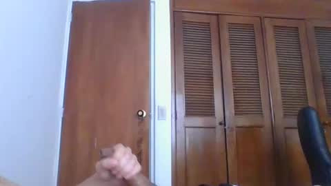 Snapshot of jovenvergonguapo09 chatting on December 2024 09:00:02 PM Van Helsing online show from December 2024 09:00:02 PM