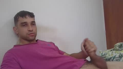 Snapshot of jovenvergonguapo09 chatting on December 2025 01:48:01 PM Van Helsing online show from December 2025 01:48:01 PM