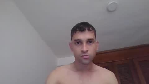 Snapshot of jovenvergonguapo09 chatting on January 2026 02:11:01 PM Van Helsing online show from January 2026 02:11:01 PM