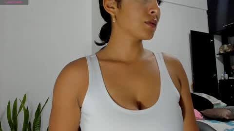 sofiaparker8 online show from May 2026 12:05:01 AM