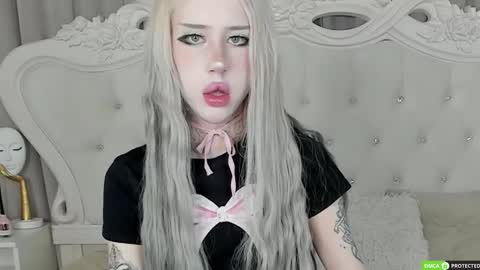 Joy Barker online show from November 2025 01:56:02 PM