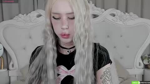 Joy Barker online show from November 2025 03:18:02 AM