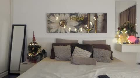 CassidyJoy online show from December 2024 07:49:01 PM